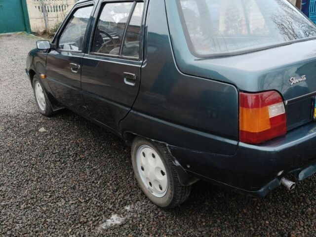 Зелений ЗАЗ 1103 Славута, об'ємом двигуна 1.2 л та пробігом 30 тис. км за 1650 $, фото 2 на Automoto.ua