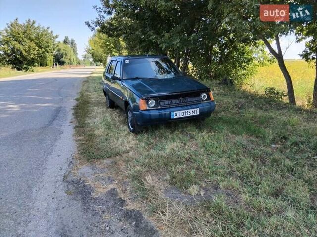 Зелений ЗАЗ 1103 Славута, об'ємом двигуна 1.3 л та пробігом 200 тис. км за 1000 $, фото 8 на Automoto.ua