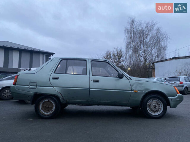 Зеленый ЗАЗ 1103 Славута, объемом двигателя 1.2 л и пробегом 100 тыс. км за 650 $, фото 6 на Automoto.ua