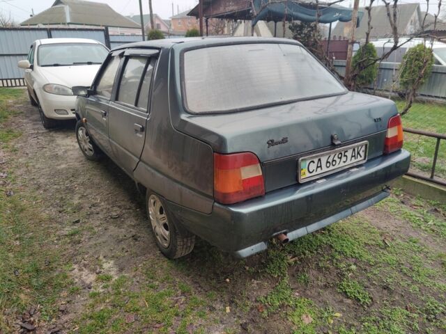 Зелений ЗАЗ 1103 Славута, об'ємом двигуна 1.2 л та пробігом 222 тис. км за 900 $, фото 2 на Automoto.ua