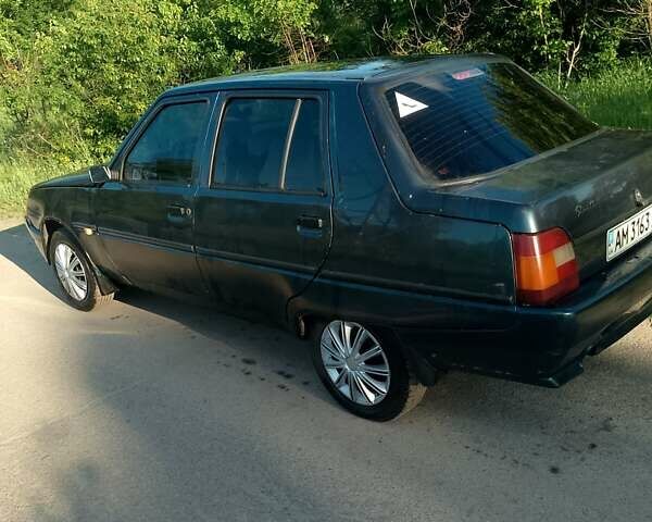 Зеленый ЗАЗ 1103 Славута, объемом двигателя 1.2 л и пробегом 260 тыс. км за 1200 $, фото 7 на Automoto.ua