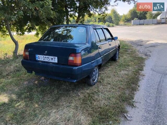 Зелений ЗАЗ 1103 Славута, об'ємом двигуна 1.3 л та пробігом 200 тис. км за 1000 $, фото 11 на Automoto.ua