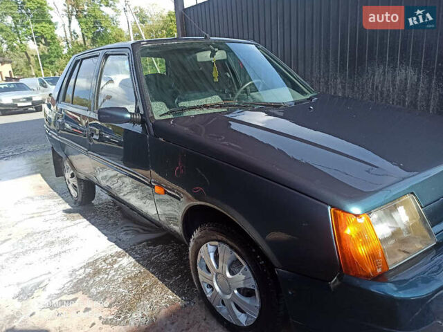 Зелений ЗАЗ 1103 Славута, об'ємом двигуна 1.2 л та пробігом 150 тис. км за 1100 $, фото 9 на Automoto.ua