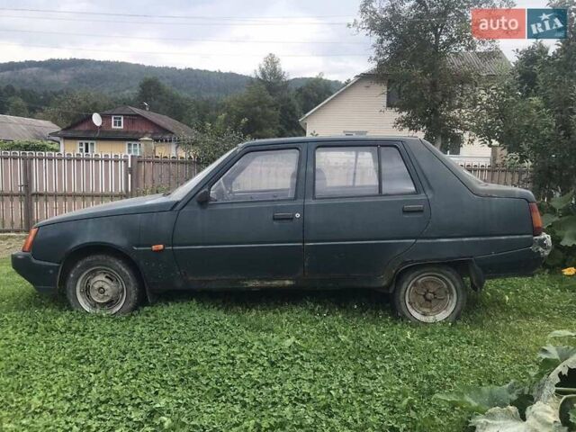 Зелений ЗАЗ 1103 Славута, об'ємом двигуна 0 л та пробігом 250 тис. км за 723 $, фото 1 на Automoto.ua