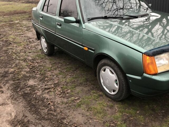 Зеленый ЗАЗ 1103 Славута, объемом двигателя 1.2 л и пробегом 76 тыс. км за 1300 $, фото 1 на Automoto.ua