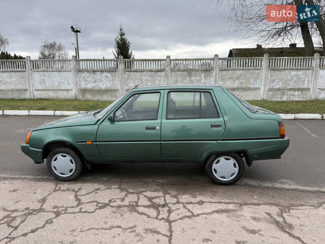 Зеленый ЗАЗ 1103 Славута, объемом двигателя 1.2 л и пробегом 131 тыс. км за 1400 $, фото 6 на Automoto.ua