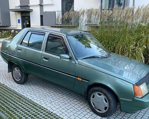 Зеленый ЗАЗ 1103 Славута, объемом двигателя 1.2 л и пробегом 100 тыс. км за 1000 $, фото 5 на Automoto.ua