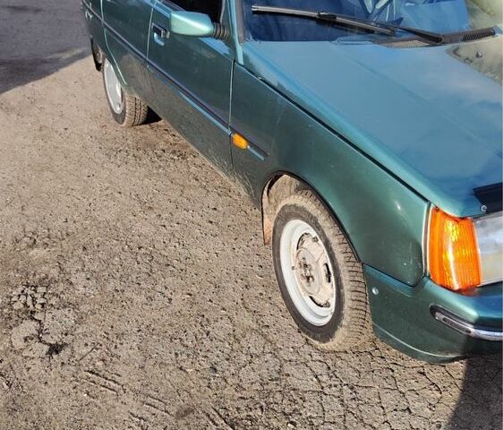 Зеленый ЗАЗ 1103 Славута, объемом двигателя 1.2 л и пробегом 63 тыс. км за 2100 $, фото 4 на Automoto.ua