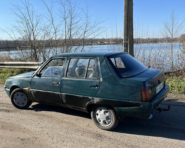 Зеленый ЗАЗ 1103 Славута, объемом двигателя 1.2 л и пробегом 145 тыс. км за 700 $, фото 4 на Automoto.ua