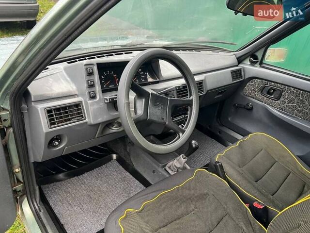 Зеленый ЗАЗ 1103 Славута, объемом двигателя 1.2 л и пробегом 264 тыс. км за 1000 $, фото 4 на Automoto.ua