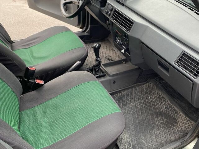 Зелений ЗАЗ 1103 Славута, об'ємом двигуна 1.2 л та пробігом 144 тис. км за 1250 $, фото 4 на Automoto.ua