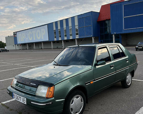 Зеленый ЗАЗ 1103 Славута, объемом двигателя 1.2 л и пробегом 63 тыс. км за 1900 $, фото 3 на Automoto.ua