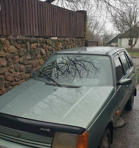 Зеленый ЗАЗ 1103 Славута, объемом двигателя 1.2 л и пробегом 104 тыс. км за 1281 $, фото 1 на Automoto.ua