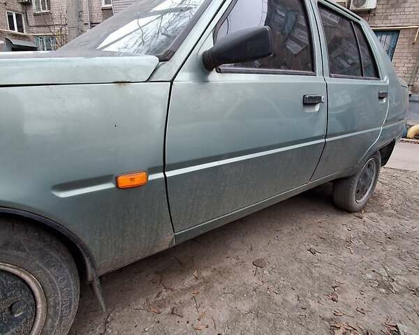 Зеленый ЗАЗ 1103 Славута, объемом двигателя 1.2 л и пробегом 50 тыс. км за 1000 $, фото 4 на Automoto.ua