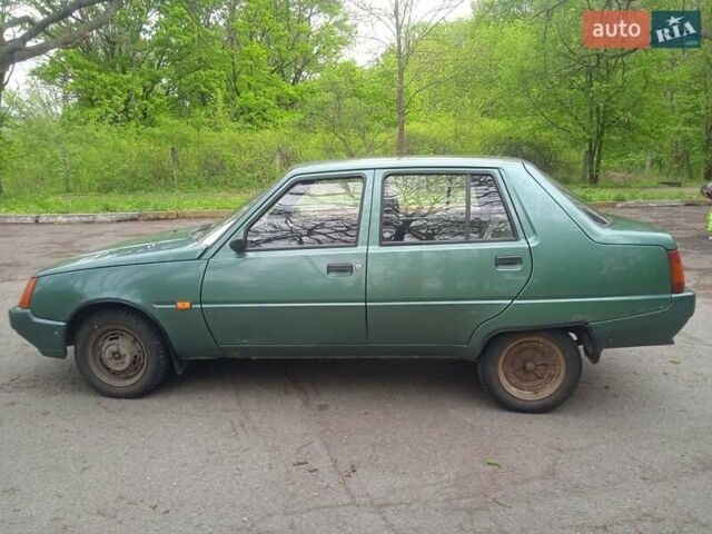 Зеленый ЗАЗ 1103 Славута, объемом двигателя 1.2 л и пробегом 106 тыс. км за 1500 $, фото 10 на Automoto.ua