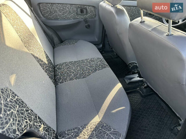 Зеленый ЗАЗ 1103 Славута, объемом двигателя 1.2 л и пробегом 60 тыс. км за 1850 $, фото 12 на Automoto.ua