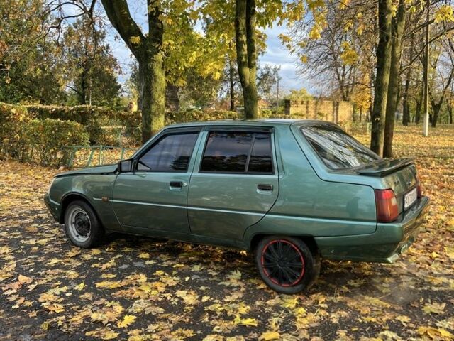 Зелений ЗАЗ 1103 Славута, об'ємом двигуна 1.3 л та пробігом 123 тис. км за 1300 $, фото 1 на Automoto.ua