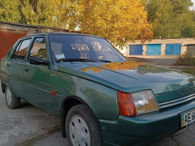 Зелений ЗАЗ 1103 Славута, об'ємом двигуна 1.2 л та пробігом 12 тис. км за 1000 $, фото 2 на Automoto.ua