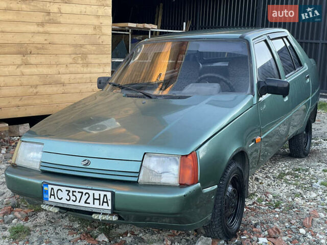 Зеленый ЗАЗ 1103 Славута, объемом двигателя 1.2 л и пробегом 256 тыс. км за 599 $, фото 1 на Automoto.ua