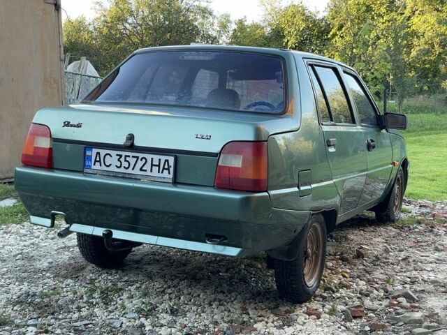 Зелений ЗАЗ 1103 Славута, об'ємом двигуна 1.2 л та пробігом 250 тис. км за 740 $, фото 2 на Automoto.ua
