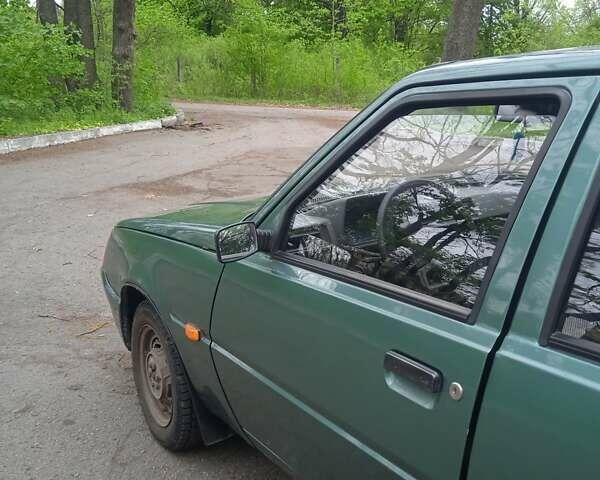 Зеленый ЗАЗ 1103 Славута, объемом двигателя 1.2 л и пробегом 106 тыс. км за 1500 $, фото 6 на Automoto.ua