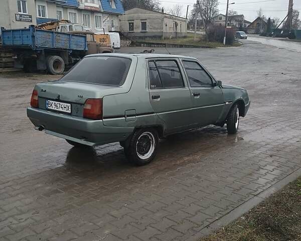 Зеленый ЗАЗ 1103 Славута, объемом двигателя 1.2 л и пробегом 800 тыс. км за 600 $, фото 6 на Automoto.ua