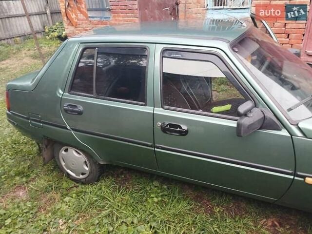 Зеленый ЗАЗ 1103 Славута, объемом двигателя 1.2 л и пробегом 126 тыс. км за 1250 $, фото 4 на Automoto.ua