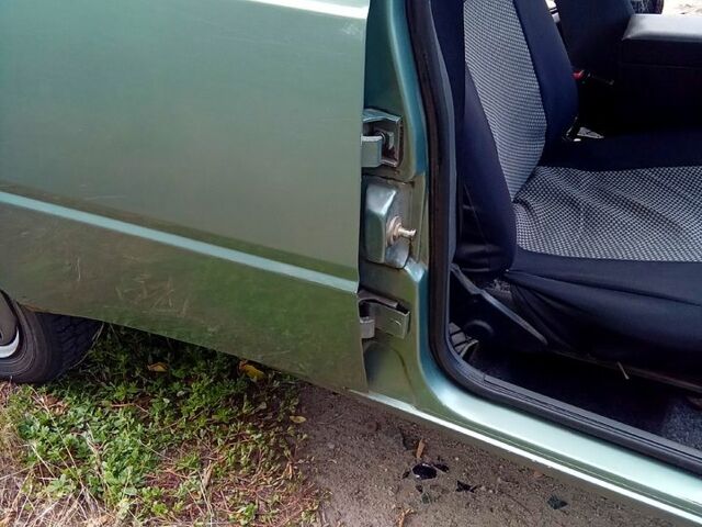 Зелений ЗАЗ 1103 Славута, об'ємом двигуна 1.2 л та пробігом 68 тис. км за 1010 $, фото 9 на Automoto.ua