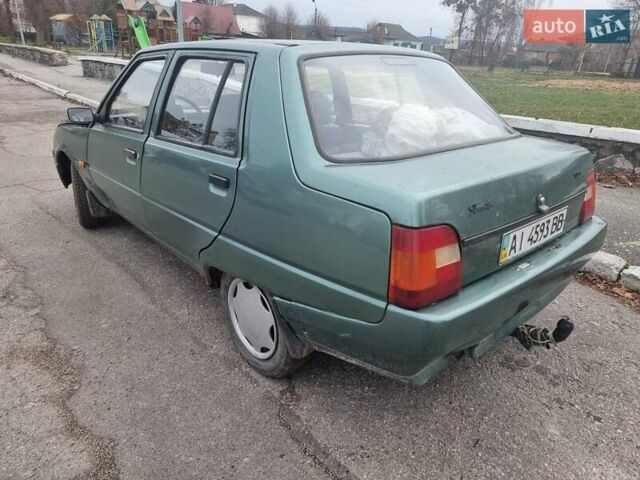 Зеленый ЗАЗ 1103 Славута, объемом двигателя 1.2 л и пробегом 126 тыс. км за 800 $, фото 2 на Automoto.ua