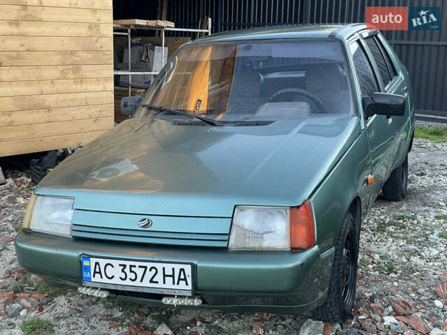Зеленый ЗАЗ 1103 Славута, объемом двигателя 1.2 л и пробегом 256 тыс. км за 599 $, фото 2 на Automoto.ua