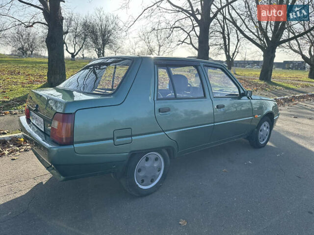 Зеленый ЗАЗ 1103 Славута, объемом двигателя 1.2 л и пробегом 60 тыс. км за 1850 $, фото 3 на Automoto.ua