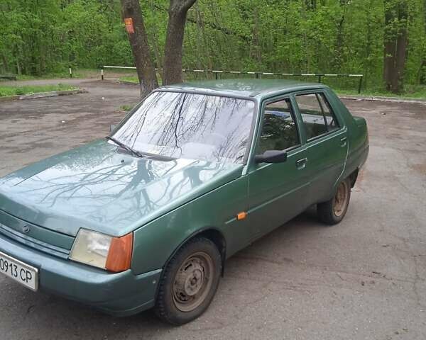 Зеленый ЗАЗ 1103 Славута, объемом двигателя 1.2 л и пробегом 106 тыс. км за 1500 $, фото 1 на Automoto.ua