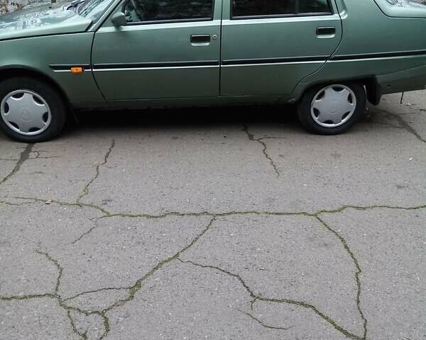 Зеленый ЗАЗ 1103 Славута, объемом двигателя 1.2 л и пробегом 102 тыс. км за 900 $, фото 9 на Automoto.ua