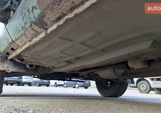 Зелений ЗАЗ 1103 Славута, об'ємом двигуна 1.2 л та пробігом 160 тис. км за 1200 $, фото 17 на Automoto.ua