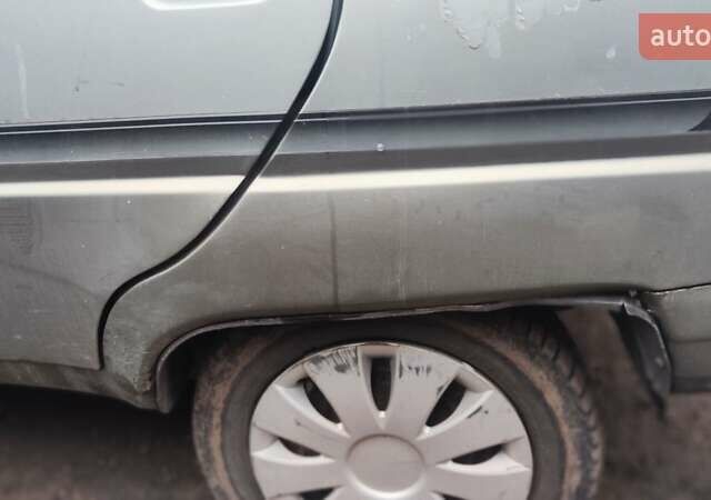 Зеленый ЗАЗ 1103 Славута, объемом двигателя 1.2 л и пробегом 200 тыс. км за 899 $, фото 5 на Automoto.ua