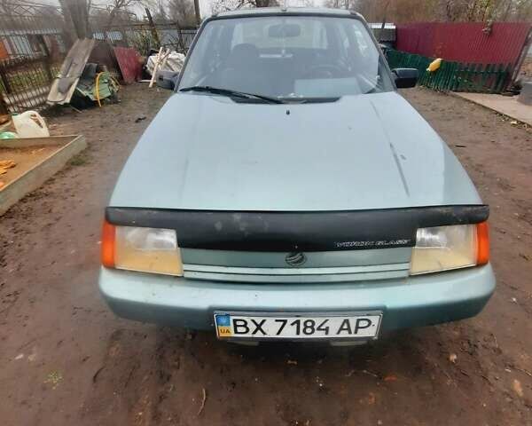 Зеленый ЗАЗ 1103 Славута, объемом двигателя 1.3 л и пробегом 72 тыс. км за 638 $, фото 4 на Automoto.ua