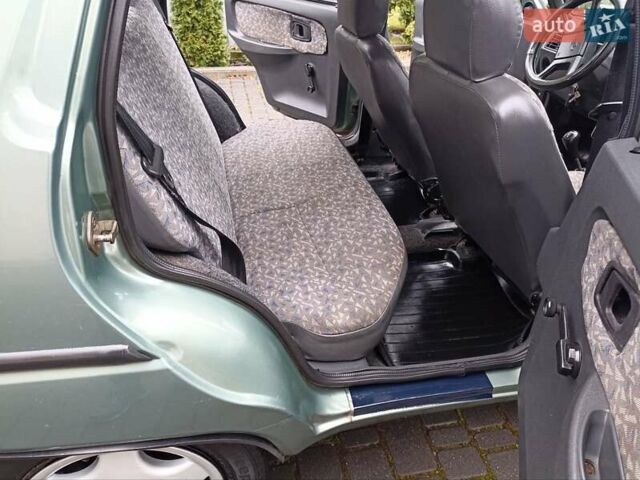 Зеленый ЗАЗ 1103 Славута, объемом двигателя 1.3 л и пробегом 200 тыс. км за 1600 $, фото 5 на Automoto.ua