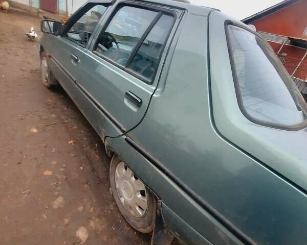 Зеленый ЗАЗ 1103 Славута, объемом двигателя 1.3 л и пробегом 72 тыс. км за 638 $, фото 3 на Automoto.ua