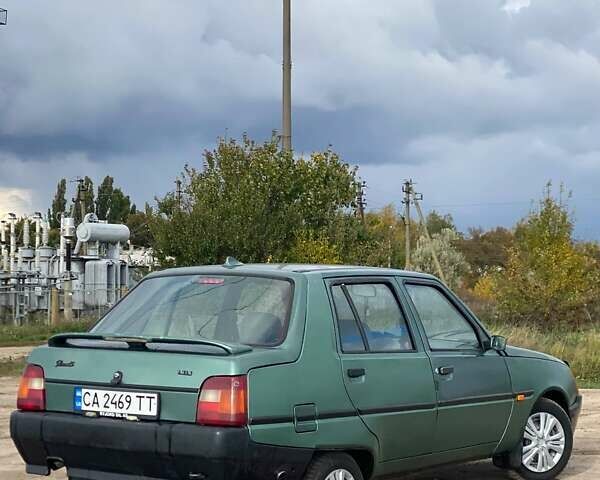 Зелений ЗАЗ 1103 Славута, об'ємом двигуна 1.3 л та пробігом 288 тис. км за 1250 $, фото 3 на Automoto.ua