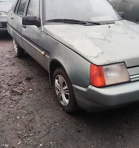 Зеленый ЗАЗ 1103 Славута, объемом двигателя 1.2 л и пробегом 200 тыс. км за 899 $, фото 1 на Automoto.ua