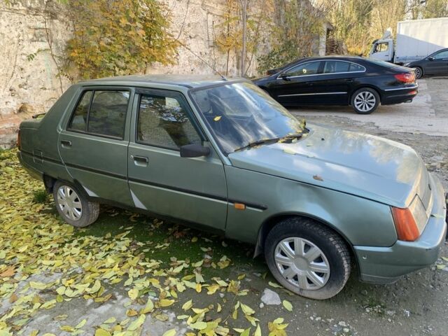 Зеленый ЗАЗ 1103 Славута, объемом двигателя 0 л и пробегом 3 тыс. км за 1150 $, фото 3 на Automoto.ua