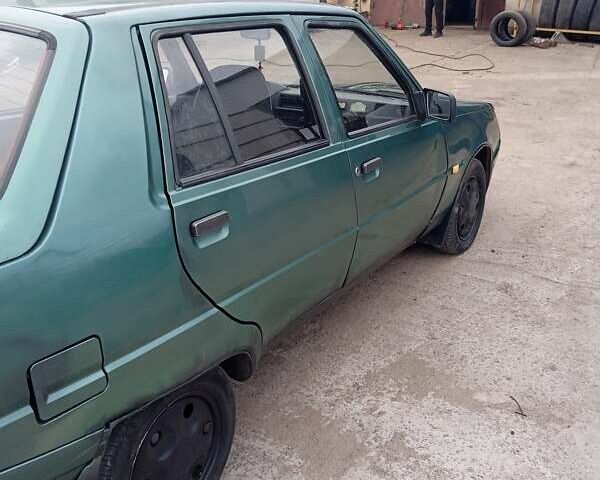 Зеленый ЗАЗ 1103 Славута, объемом двигателя 1.2 л и пробегом 200 тыс. км за 1150 $, фото 3 на Automoto.ua