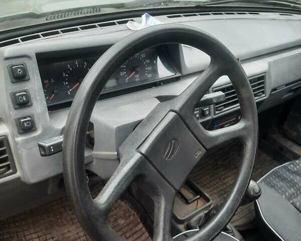 Зеленый ЗАЗ 1103 Славута, объемом двигателя 1.3 л и пробегом 72 тыс. км за 638 $, фото 6 на Automoto.ua