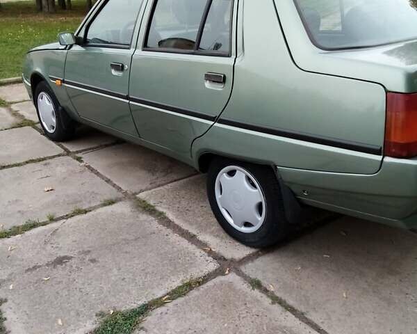 Зелений ЗАЗ 1103 Славута, об'ємом двигуна 1.3 л та пробігом 65 тис. км за 1600 $, фото 5 на Automoto.ua