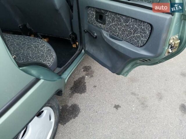 Зелений ЗАЗ 1103 Славута, об'ємом двигуна 1.3 л та пробігом 65 тис. км за 1600 $, фото 24 на Automoto.ua