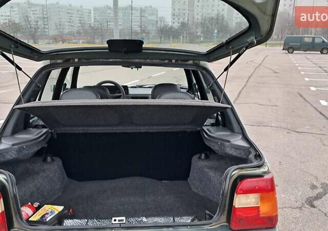 Зеленый ЗАЗ 1103 Славута, объемом двигателя 1.3 л и пробегом 24 тыс. км за 2150 $, фото 13 на Automoto.ua