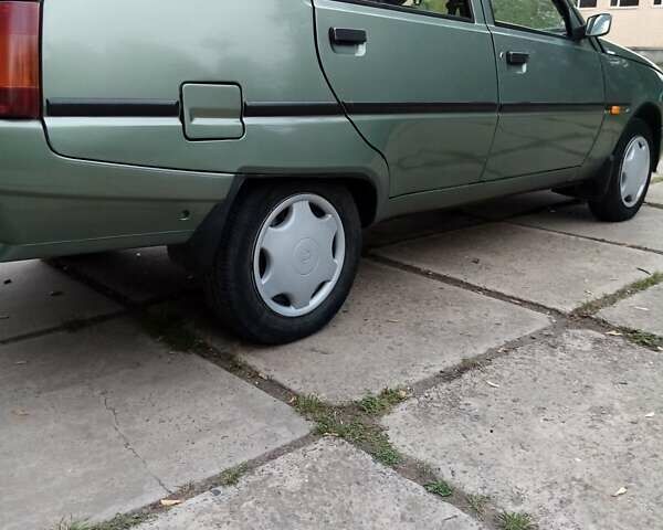 Зелений ЗАЗ 1103 Славута, об'ємом двигуна 1.3 л та пробігом 65 тис. км за 1600 $, фото 3 на Automoto.ua