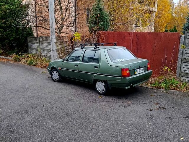 Зелений ЗАЗ 1103 Славута, об'ємом двигуна 1.3 л та пробігом 110 тис. км за 1500 $, фото 1 на Automoto.ua