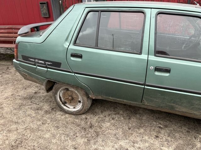 Зеленый ЗАЗ 1103 Славута, объемом двигателя 0 л и пробегом 300 тыс. км за 475 $, фото 1 на Automoto.ua