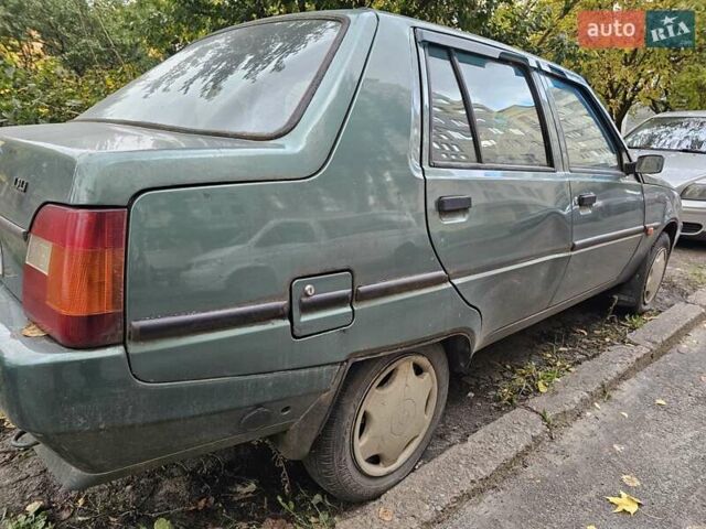 ЗАЗ 1103 Славута 2010 в Киеве на Automoto.ua Зеленый ЗАЗ 1103 Славута, объемом двигателя 1.3 л и пробегом 62 тыс. км за 1700 $, фото 5 на Automoto.ua